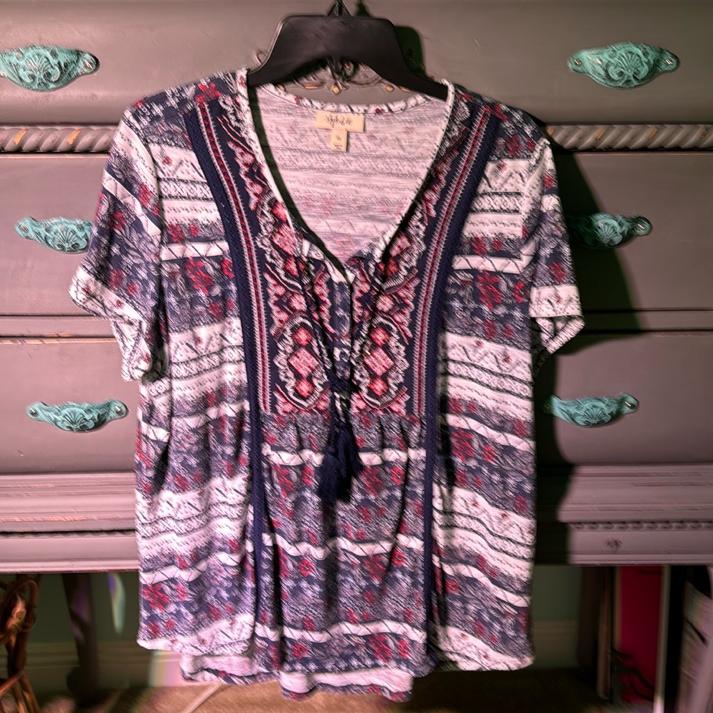 Comfy casual top! Like new! Hardly worn!